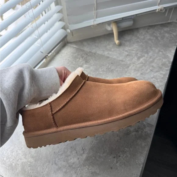 Ugg Micro Boot - Picture 4 of 6